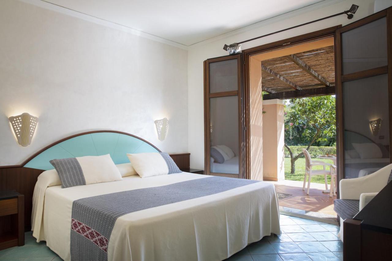 Superior Double or Twin Room Garden View